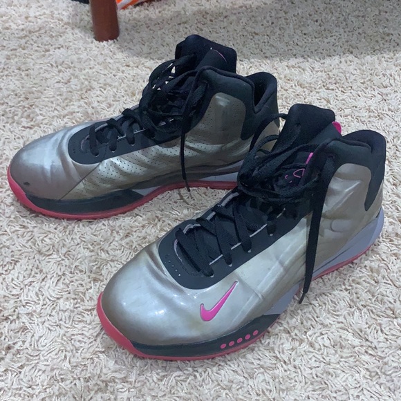 Nike Men’s Flight 2016 Basketball Shoes - Picture 2 of 4